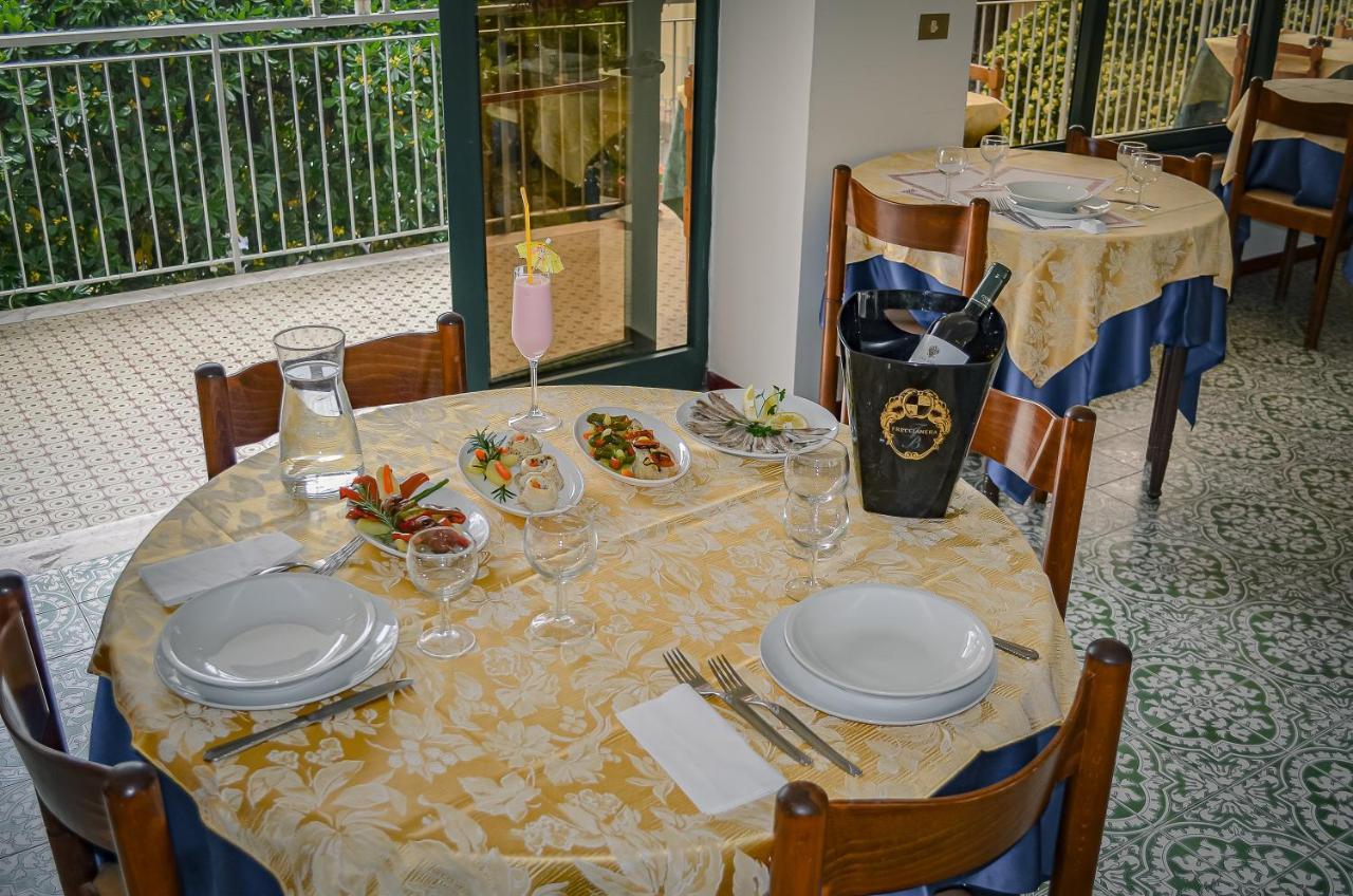 Hotel Stradiot Rimini Esterno foto