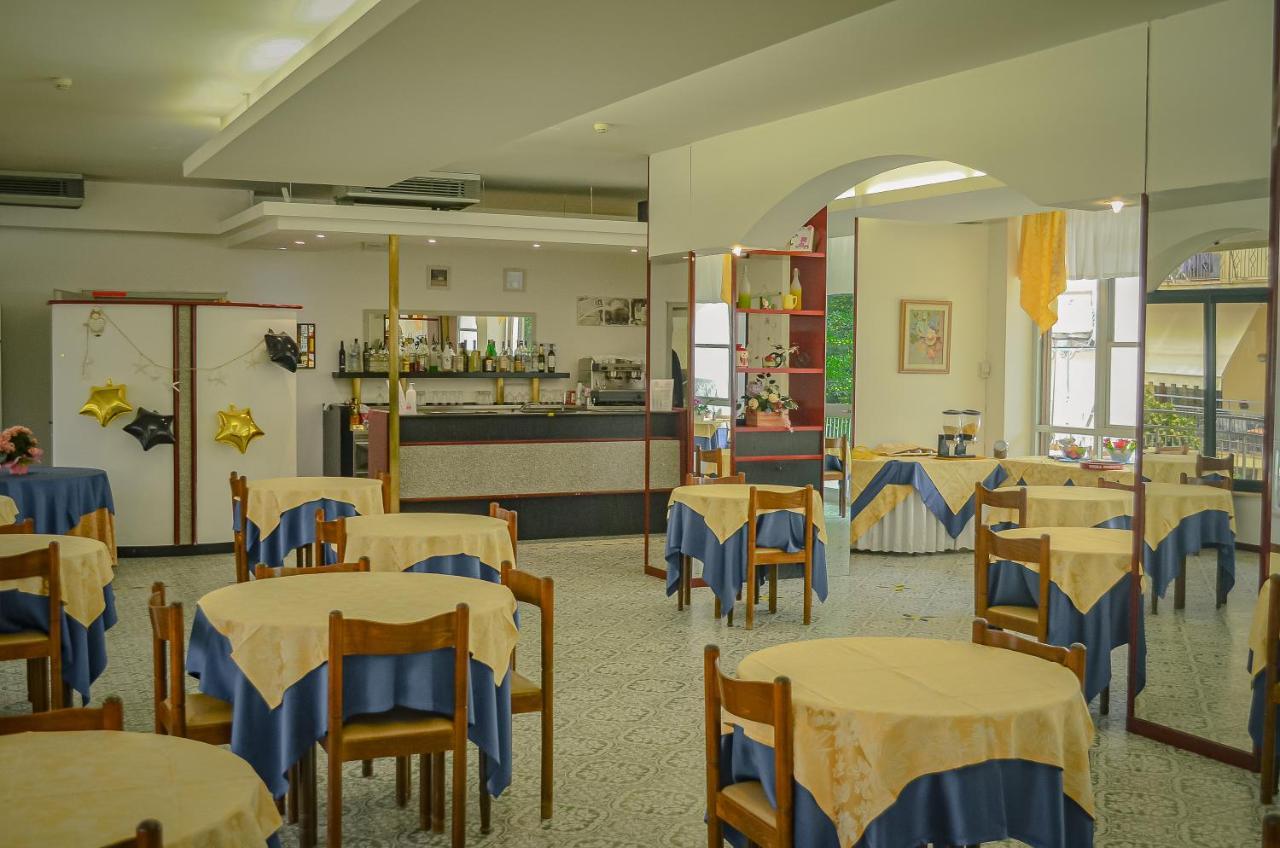 Hotel Stradiot Rimini Esterno foto