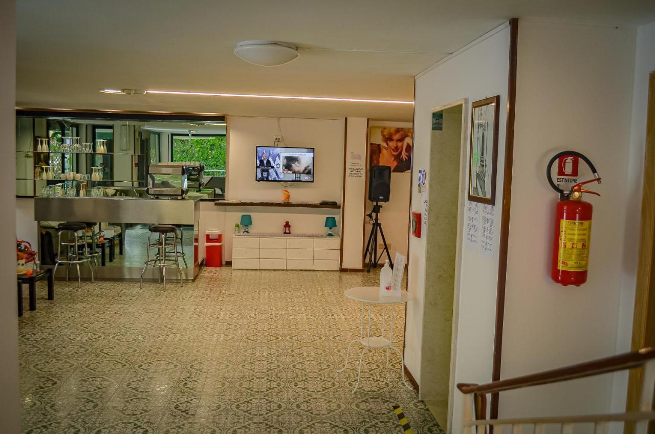 Hotel Stradiot Rimini Esterno foto
