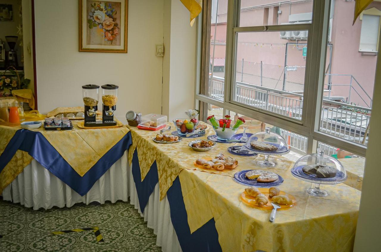 Hotel Stradiot Rimini Esterno foto