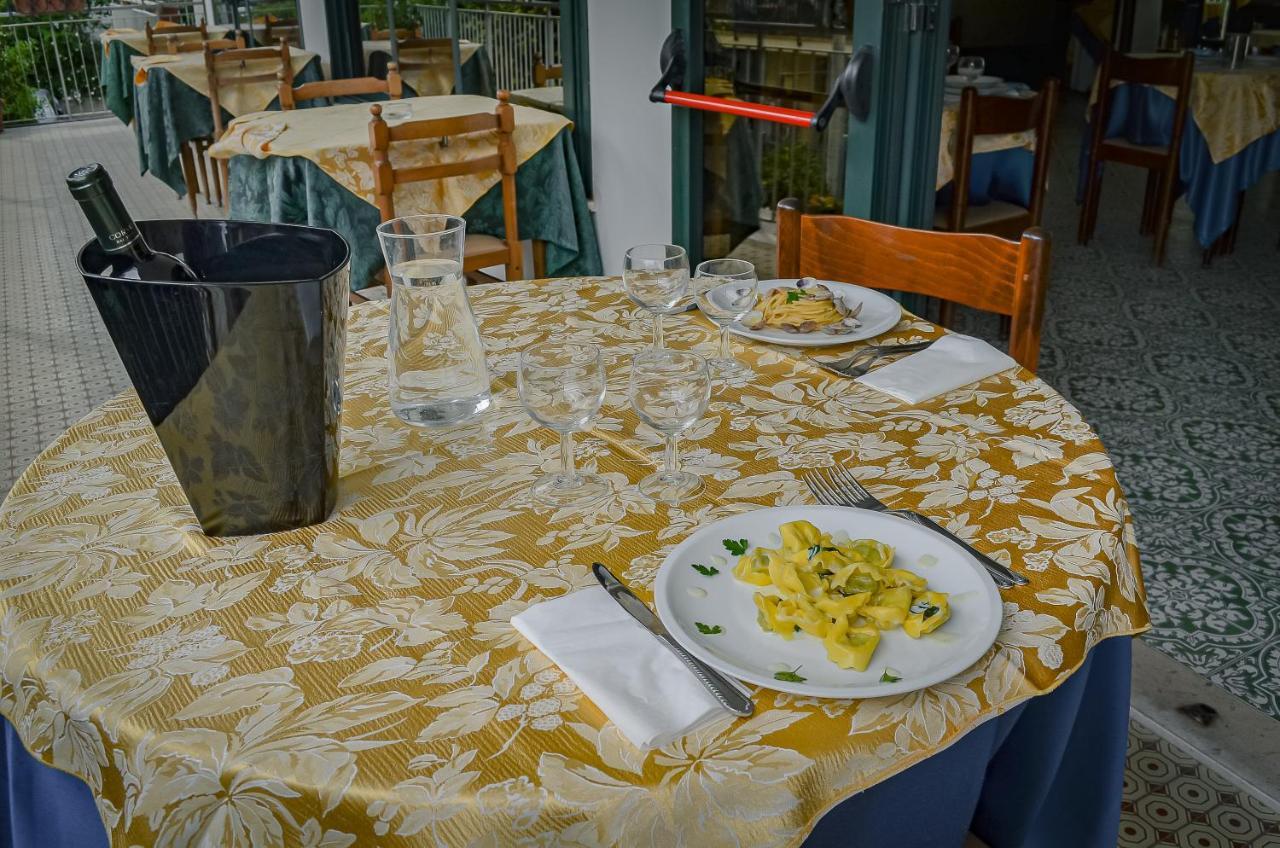 Hotel Stradiot Rimini Esterno foto
