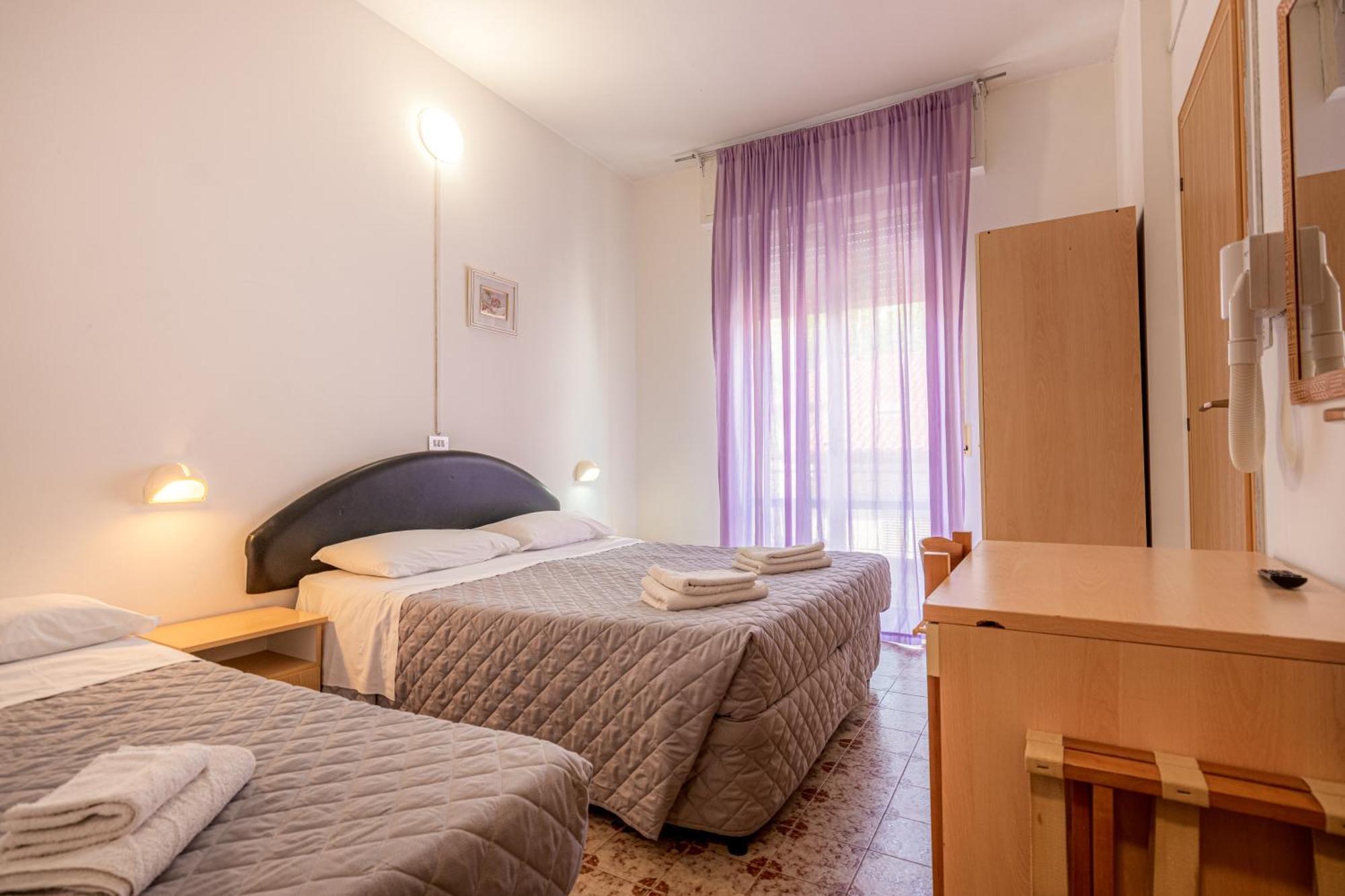 Hotel Stradiot Rimini Esterno foto